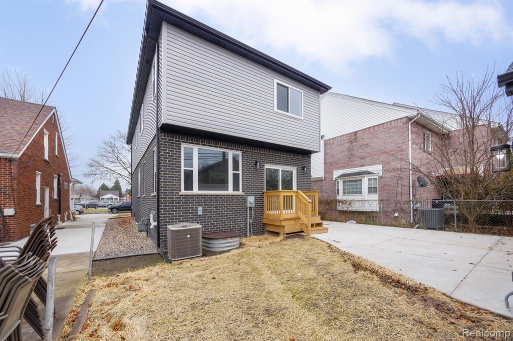 7519 Orchard Avenue, Dearborn, MI 48126 — Photo 7