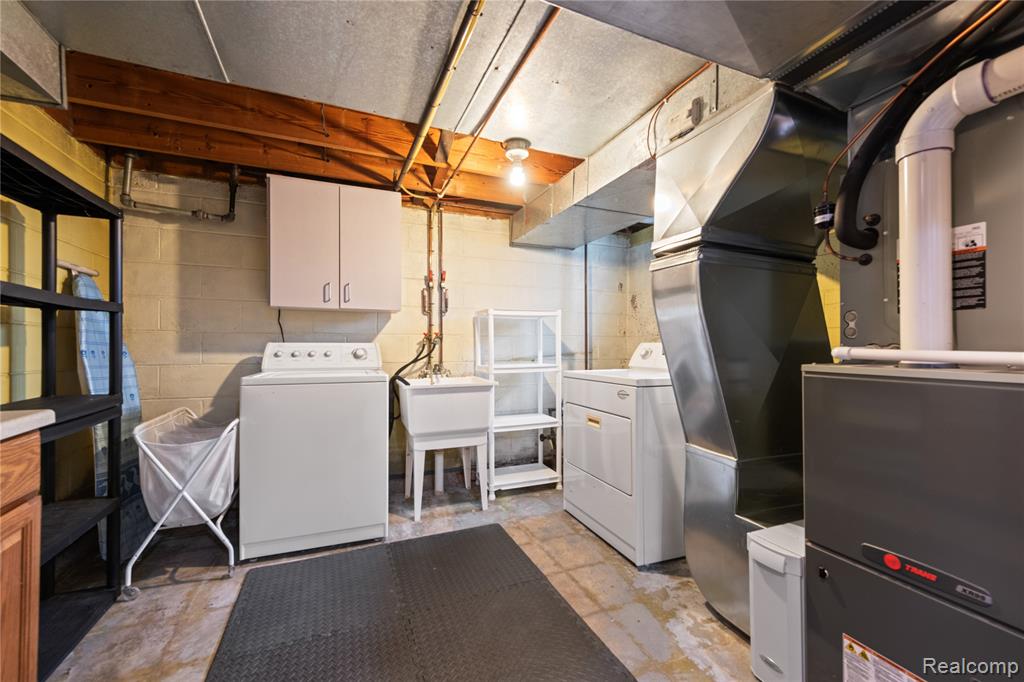 14962 Beatrice Street, Livonia, MI, 48154