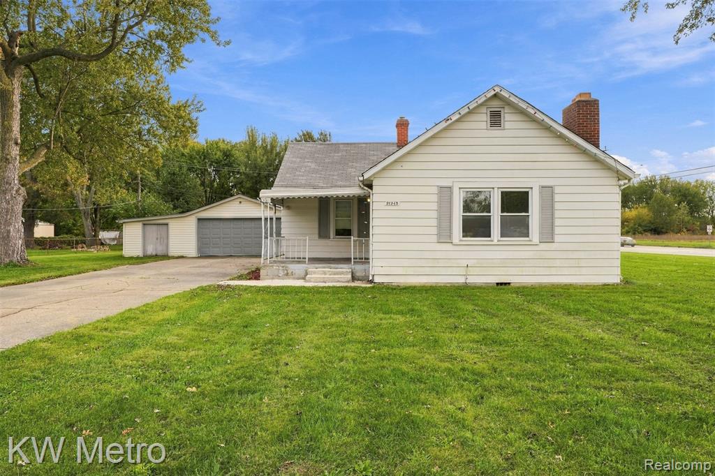31245 Beverly Road, Romulus, MI 48174