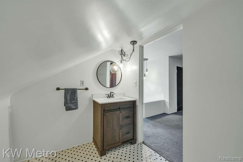 580 CAMDEN Street, Ferndale, MI 48220 — Photo 31