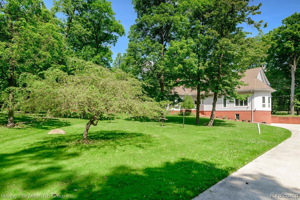 7181 MUERDALE, West Bloomfield, MI — Photo 53