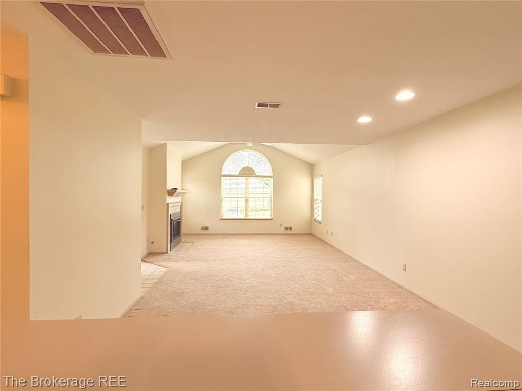 610 Perry Creek Drive, Grand Blanc, MI 48439 — Photo 33