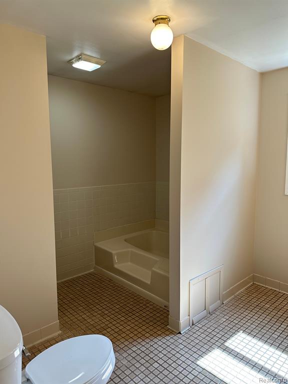 5047 ROCHESTER Road, Dryden, MI 48428 — Photo 14