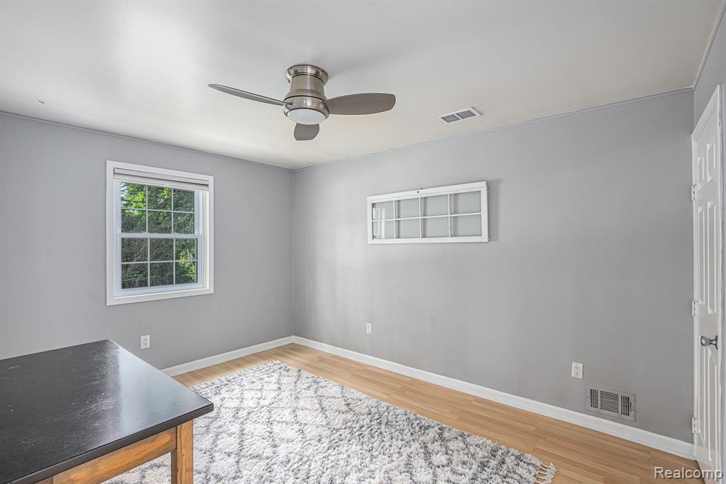 6080 Waldon Road, Clarkston, MI — Photo 26