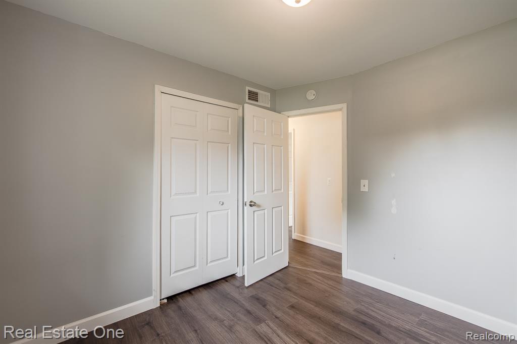 40026 Kristen Drive, Sterling Heights, MI 48310 — Photo 22