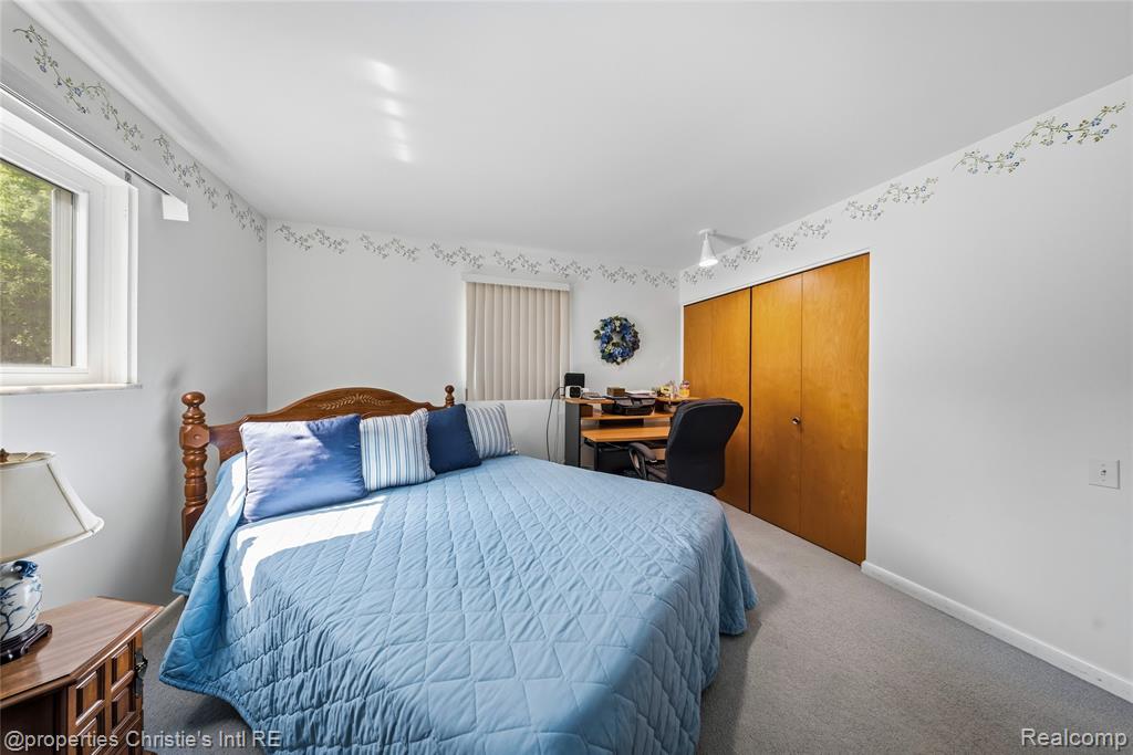 713 Moorland Drive, Grosse Pointe Woods, MI 48236 — Photo 18