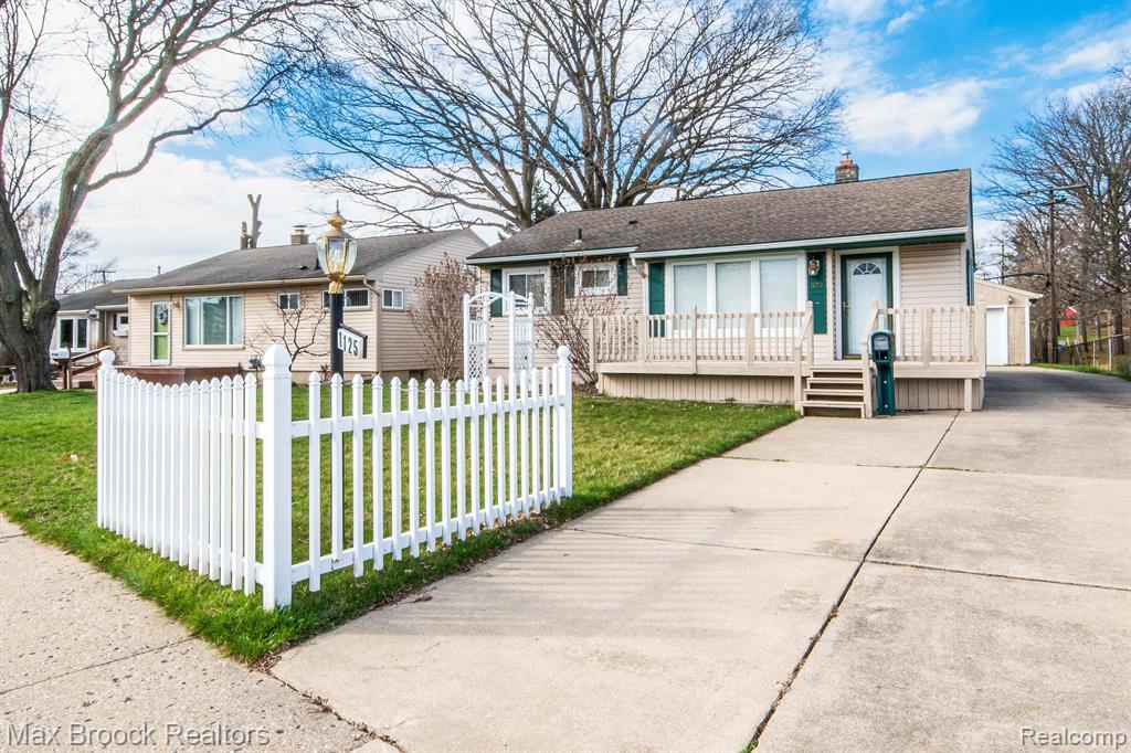 1125 SHIRLEY Drive, Ypsilanti, MI 48198 — Photo 2