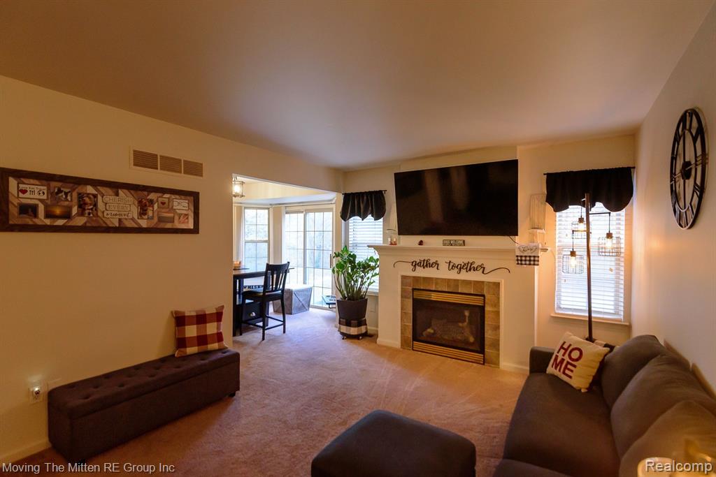 8927 ARCADIA, Van Buren, MI 48111 — Photo 3