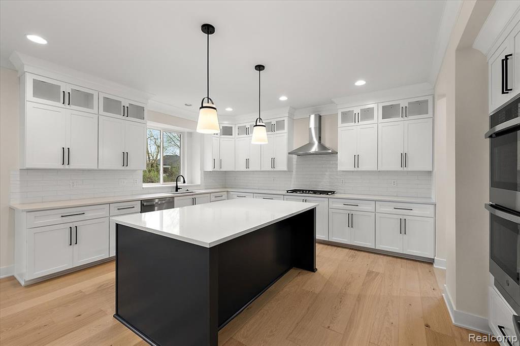 50318 Mistwood Drive, Macomb, MI 48042 — Photo 14