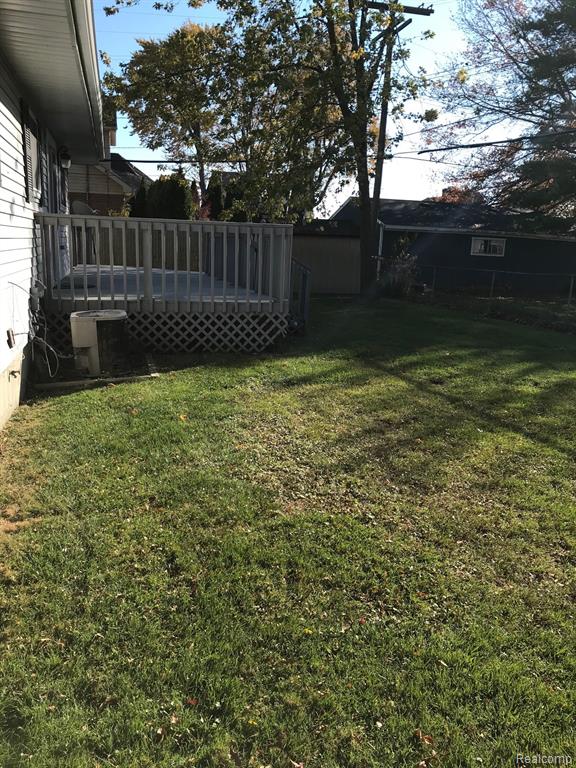 50763 Lenox Street, New Baltimore, MI 48047 — Photo 6