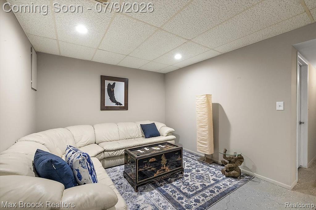 5601 Drake Hollow Drive W, West Bloomfield, MI — Photo 46