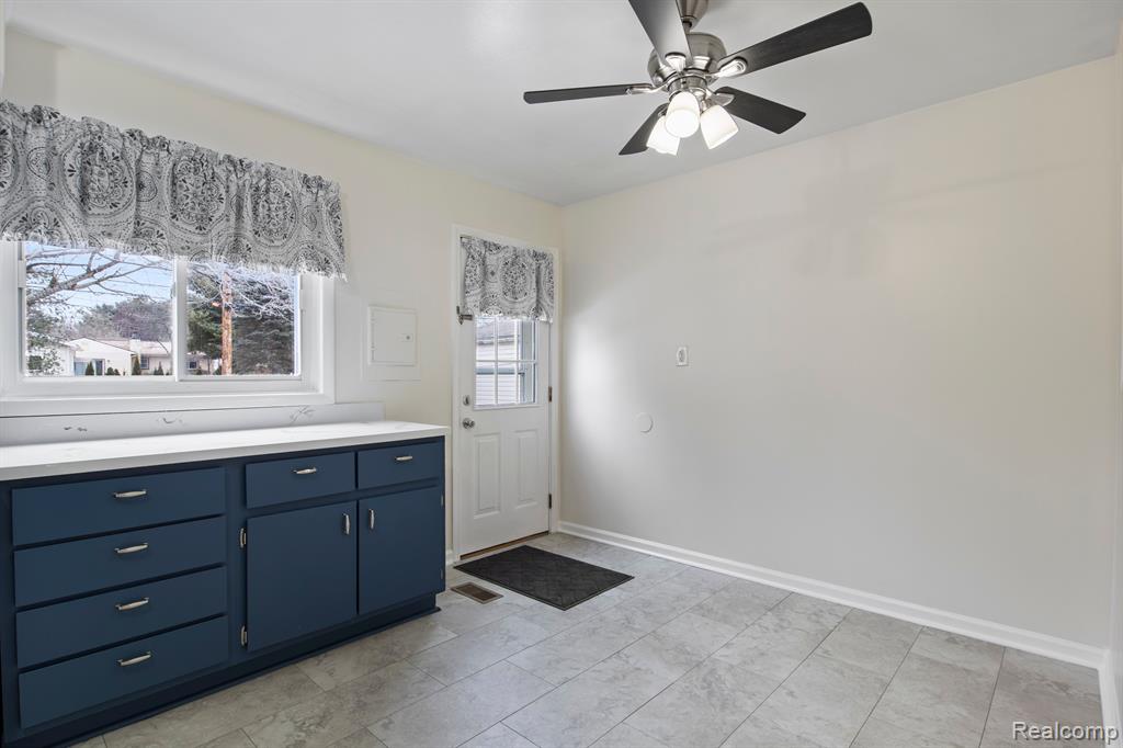 1171 RAMBLING Road, Ypsilanti, MI 48198 — Photo 10
