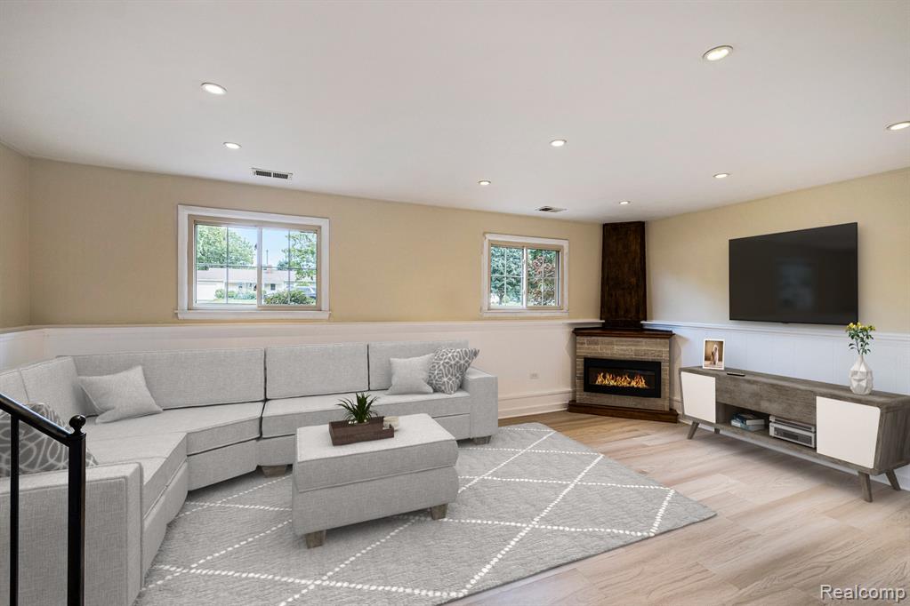 5397 Mapletree Drive, Flint, MI 48532 — Photo 18