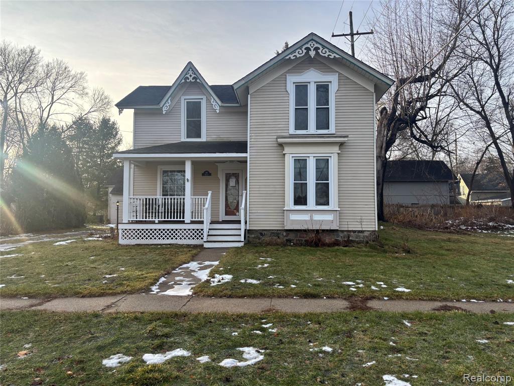 110 Oakland Street, Milford, MI 48381 — front exterior