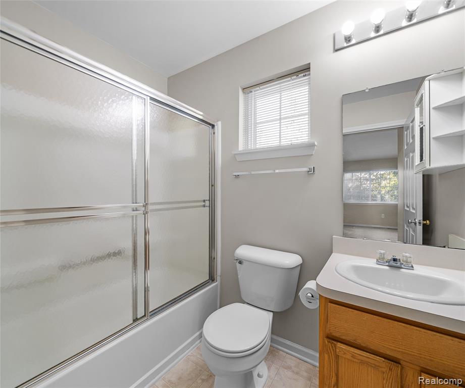48181 NOTTINGHILL Lane, Canton, MI 48188 — Photo 27