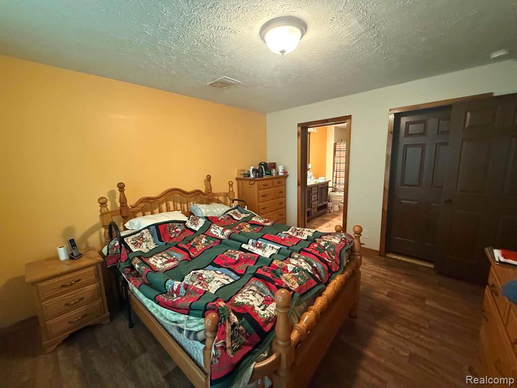 5994 N Lake Sanford Road, Sanford, MI 48657 — Photo 20