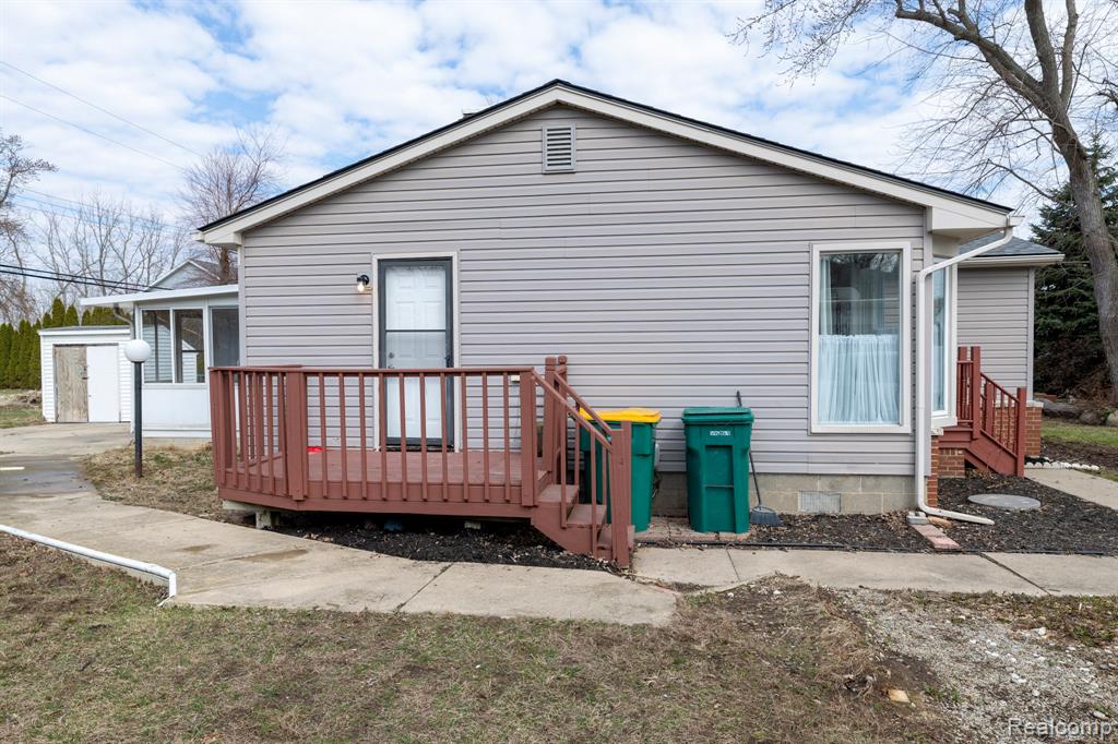 35268 Tilford Street, Rockwood, MI — Photo 6