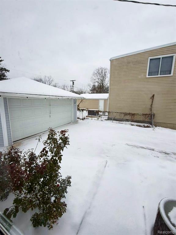 6868 Norborne Avenue, Dearborn Heights, MI 48127 — Photo 22
