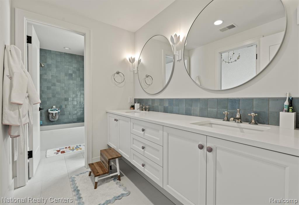777 Wimbleton Drive, Birmingham, MI 48009 — Photo 47