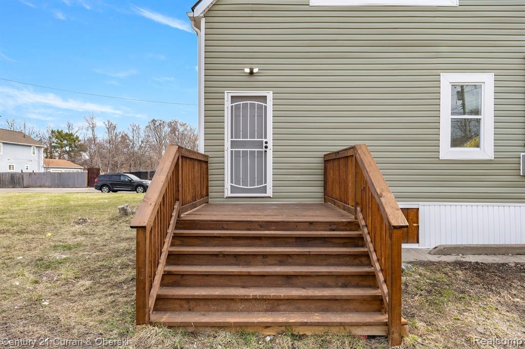 3843 MARTIN Street, Detroit, MI 48210 — Photo 42
