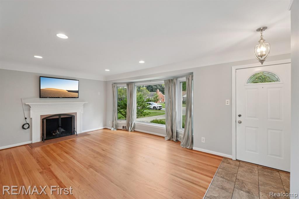 15590 Buckingham Avenue, Beverly Hills, MI 48025 — Photo 3