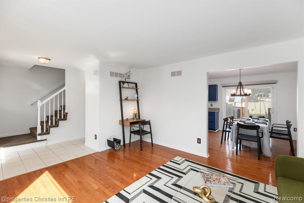 420 W TROY Street, Ferndale, MI 48220 — Photo 5