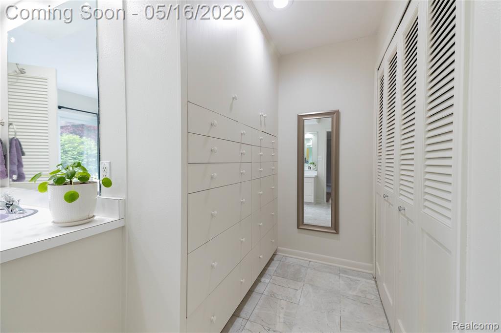 9555 Island Drive, Grosse Ile, MI 48138 — Photo 28