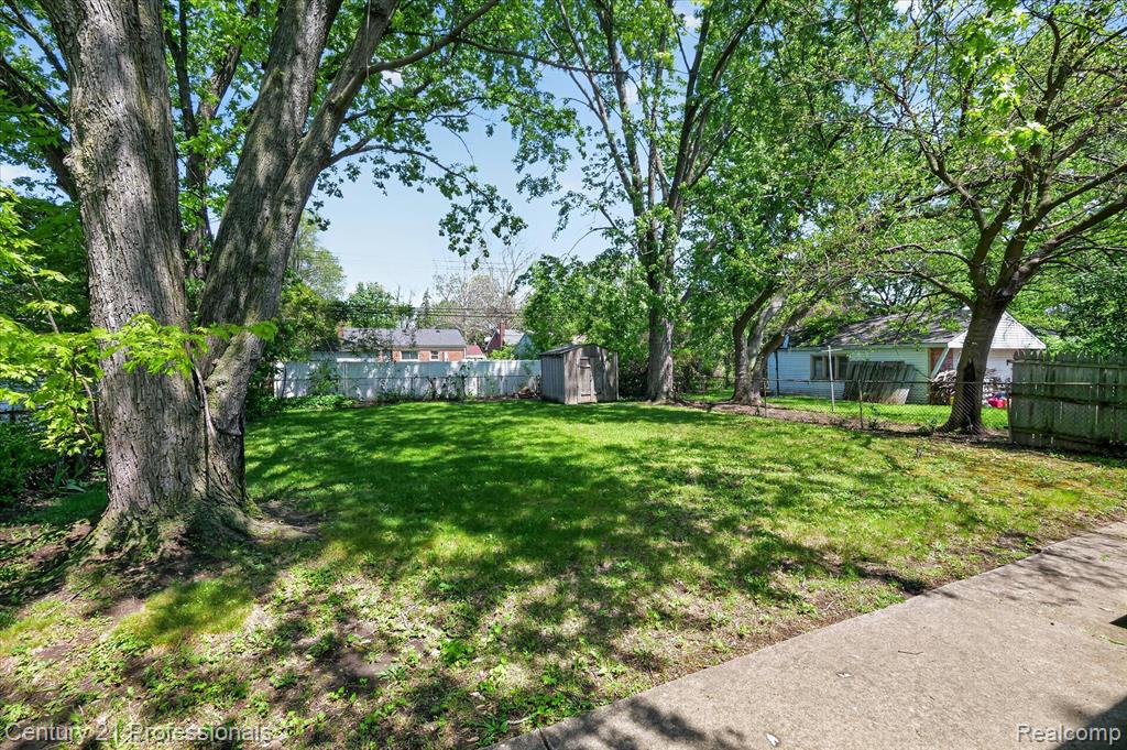 28688 Emerson Street, Inkster, MI 48141 — Photo 42