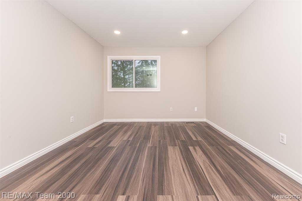17148 PON VALLEY Drive, Northville, MI 48168 — Photo 47