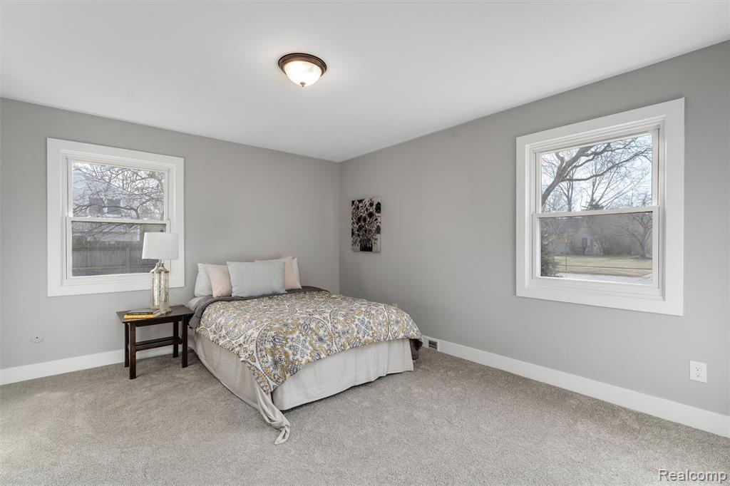 4824 Hyde Park Drive, Troy, MI 48085 — Photo 21