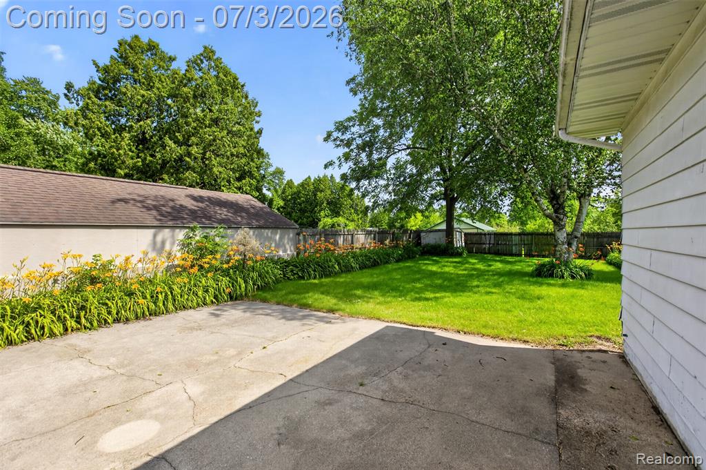 4322 Baker Road, Bridgeport, MI 48722 — Photo 28