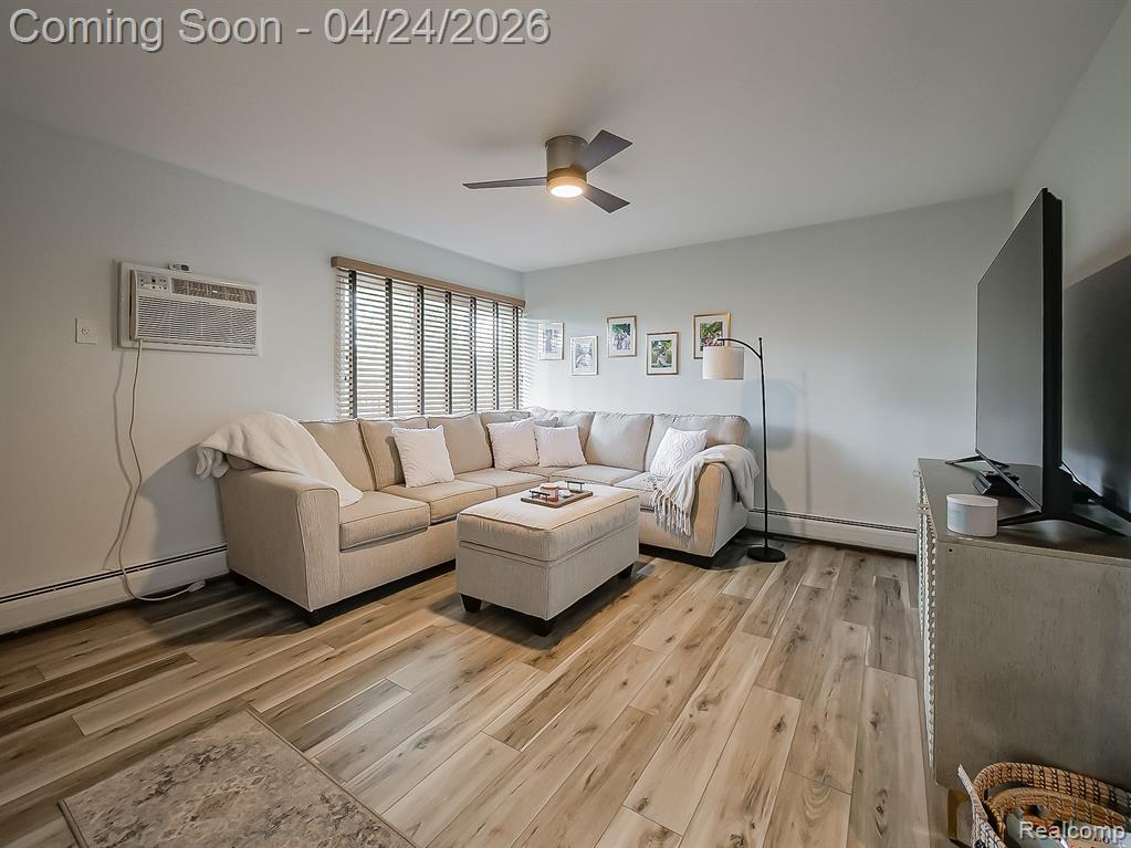 3433 Hillside Drive, 36, Royal Oak, MI 48073 — Photo 3
