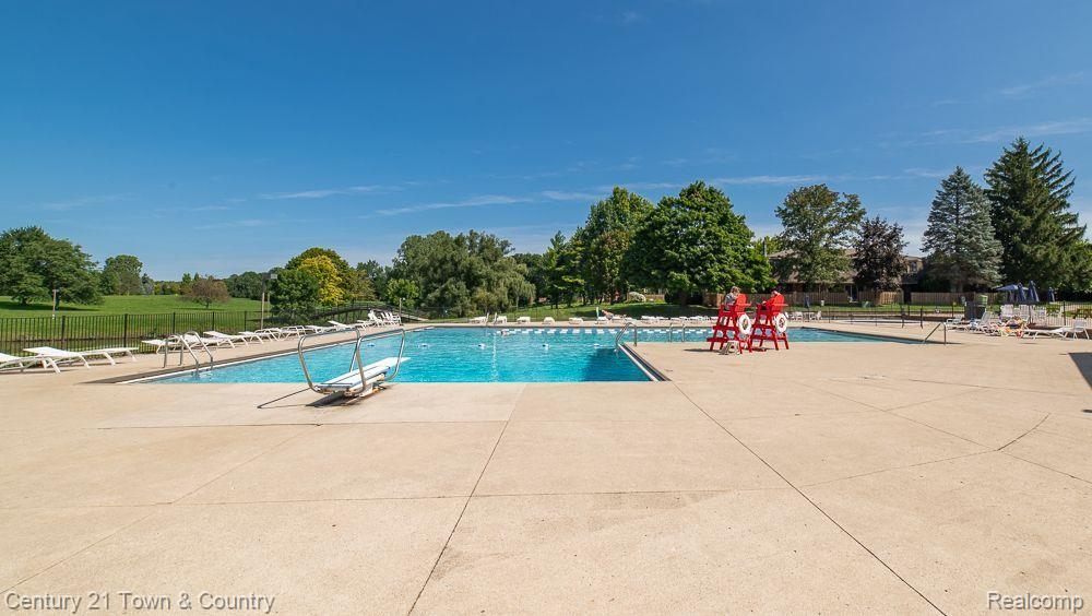 5395 BREEZE HILL, Troy, MI 48098 — Photo 50