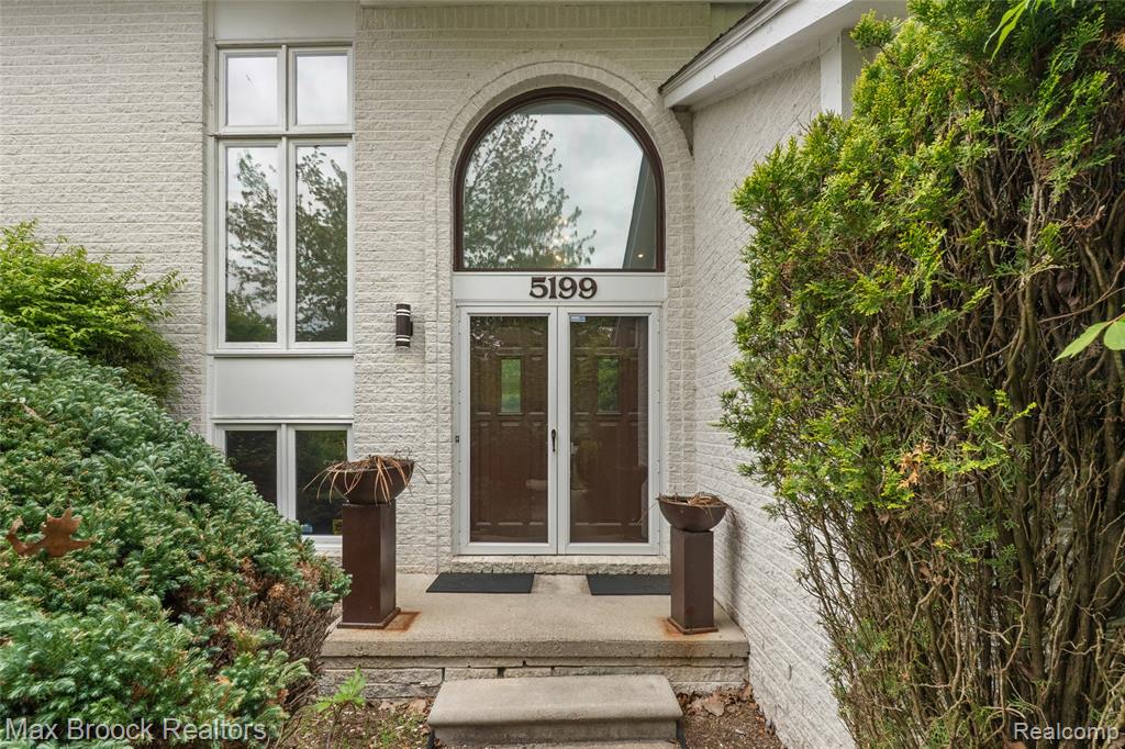 5199 Shenandoah Court, West Bloomfield, MI 48323 — Photo 7