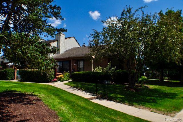 38843 COUNTRY Circle, 80, Farmington Hills, MI 48331 — Photo 36