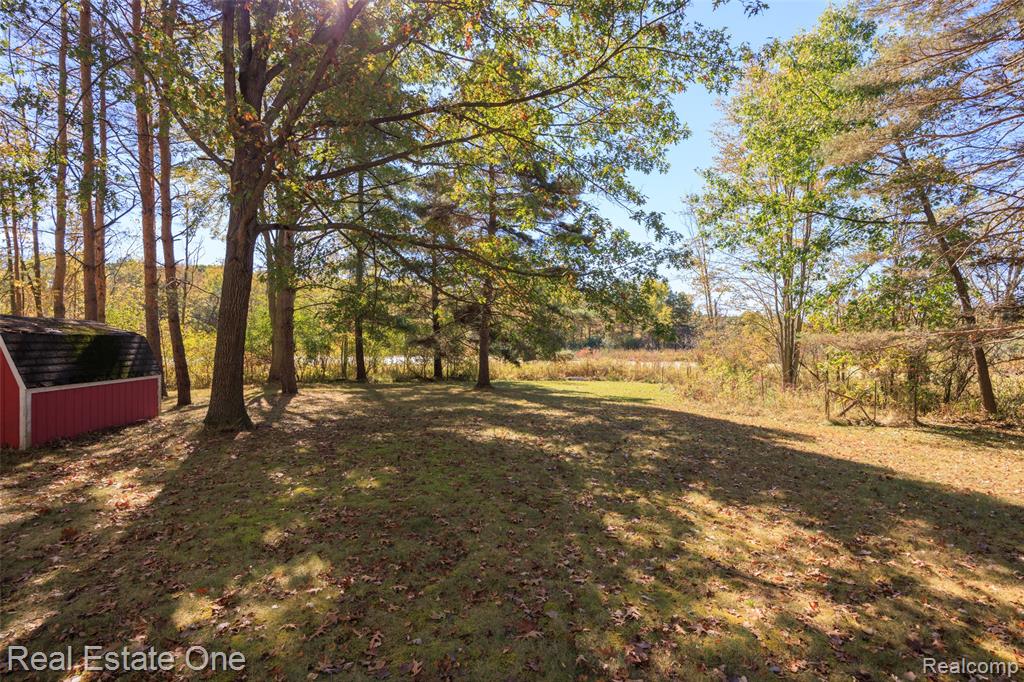 2533 Armond Road, Howell, MI 48855 — Photo 33