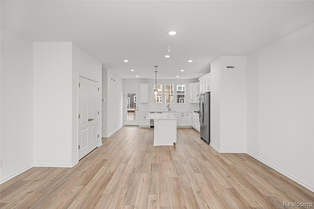 43071 Atwood Avenue, Novi, MI — Photo 22