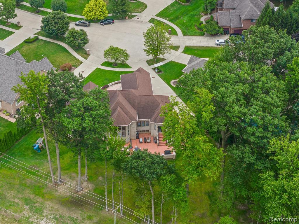 52041 Loon Court, Shelby Twp, MI 48315 — Photo 56