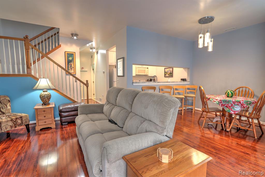 23074 FAIRLANE Boulevard, 6, Woodhaven, MI 48183 — Photo 11