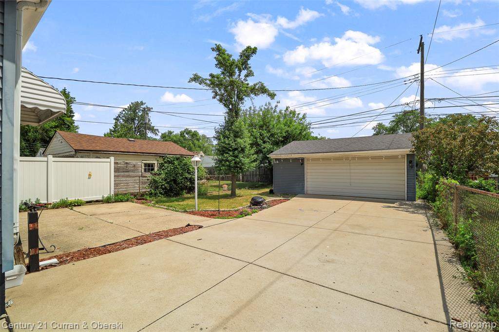 4155 Syracuse Street, Dearborn Heights, MI 48125 — Photo 28