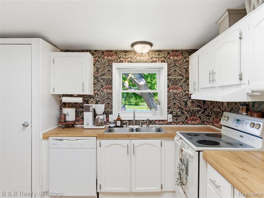 60455 Bates Road, New Haven, MI 48048 — Photo 51