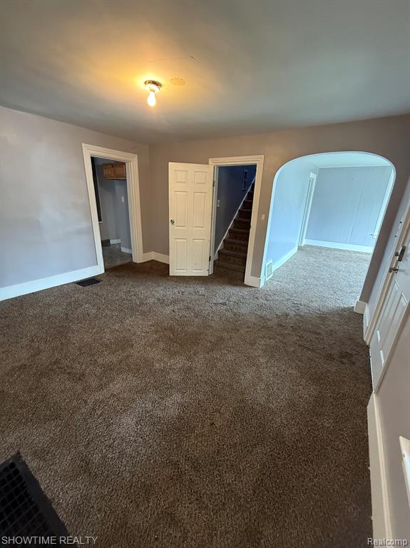 31 Fessenden Street, Mount Clemens, MI 48043 — Photo 3