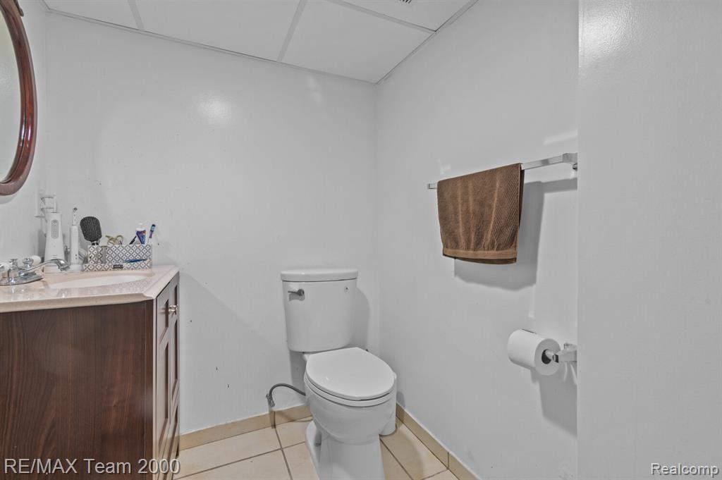 40220 Walter Drive, Sterling Heights, MI 48310 — Photo 21