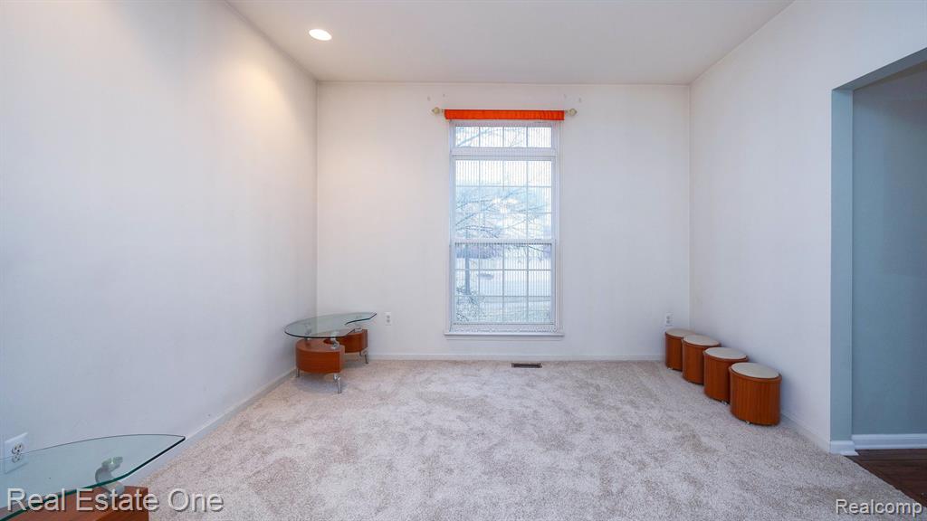 17041 ALGONQUIN Drive, Northville, MI 48168 — Photo 16