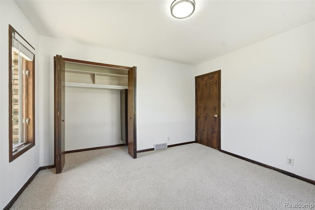 29940 29 Mile Road, Lenox, MI 48048 — Photo 26