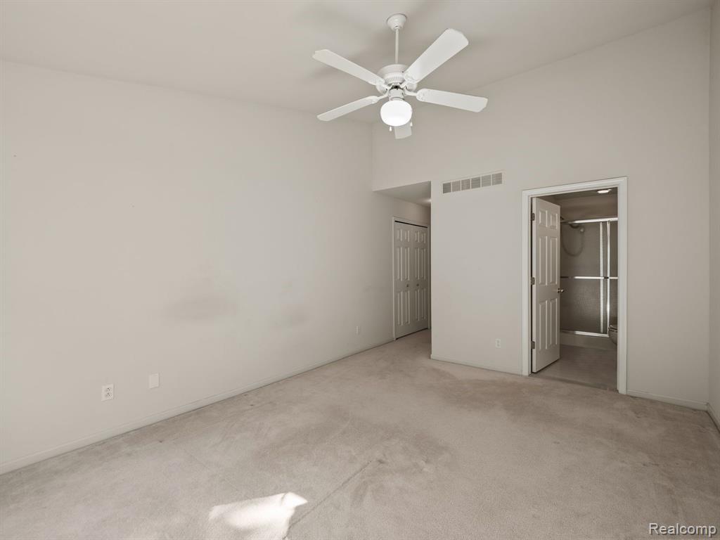 41168 BERMUDA Drive, Sterling Heights, MI 48314 — Photo 17