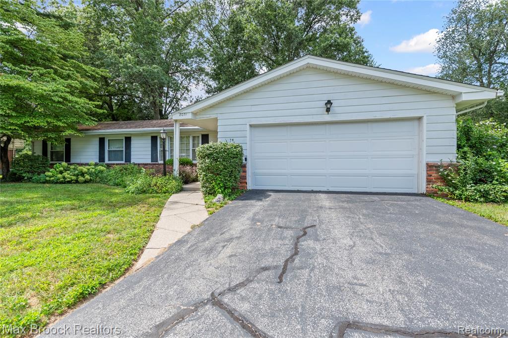 8071 Comanche Trail, Temperance, MI 48182 — Photo 22