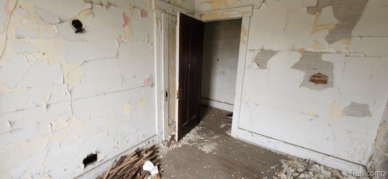 8773 PETOSKEY Avenue, Detroit, MI 48204 — Photo 18