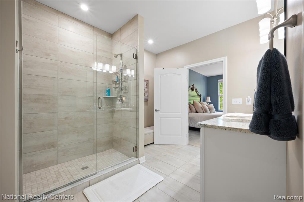 48796 Windfall Road, Novi, MI — Photo 18