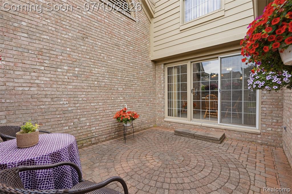 42675 Christina Drive, Sterling Heights, MI 48313 — Photo 37